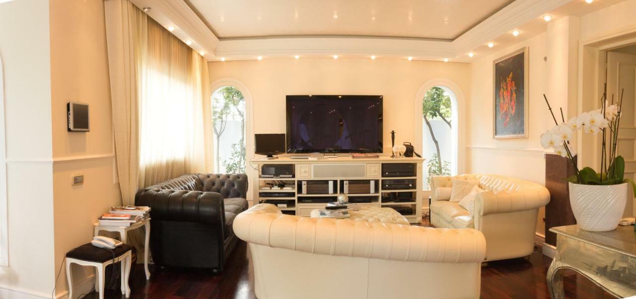 Hotel White House Luxury Hospitality à Olbia Extérieur photo